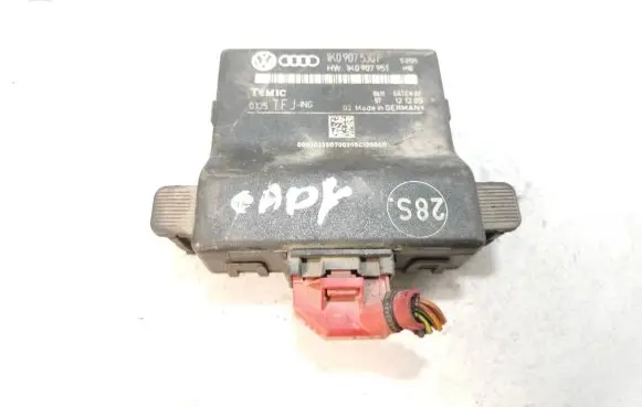 Volkswagen Touran I Gateway control module 1K0907530F 1K0907951