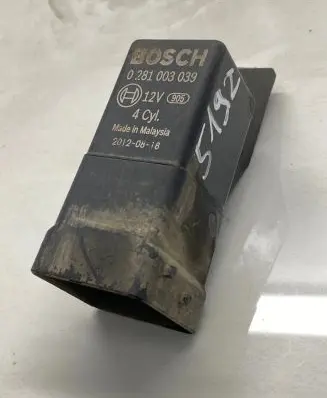 Fiat Ducato Glow plug pre-heat relay 0281003039
