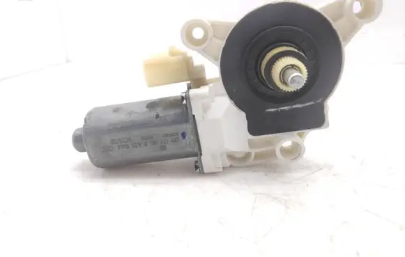 Chrysler Sebring (JS) Front door window regulator motor 0130821467 FPG12V0130821467 904FPG12V