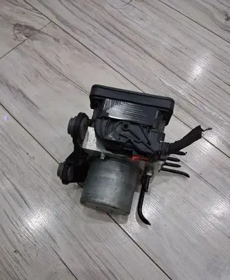 Seat Ibiza I (021A) ABS Pump 2Q0614517AP