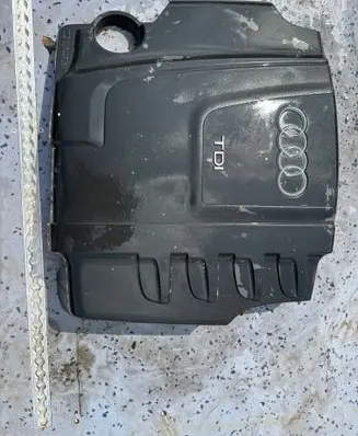 Audi A5 8T 8F Engine cover (trim) 03L103925