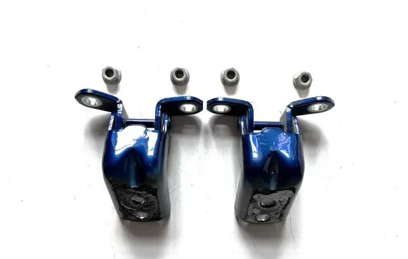 Nissan Leaf II (ZE1) Front door hinge set 82421AG000 82420AG000 824213NA0A