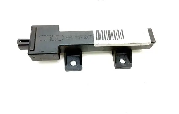 Audi A6 S6 C6 4F Antenna control unit 4F0907247