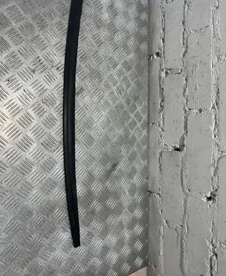 BMW 5 F10 F11 Engine compartment rubber 7275842