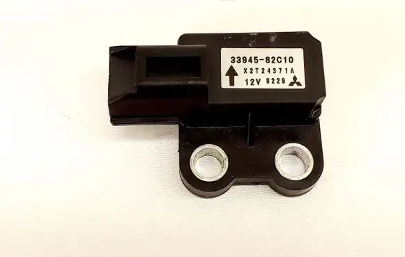 Suzuki SX4 Airbag deployment crash/impact sensor 3394582C10