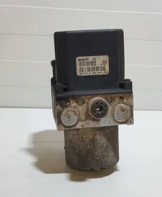 Ford Mondeo Mk III ABS Pump 0265800014 384305 3S712M110AA