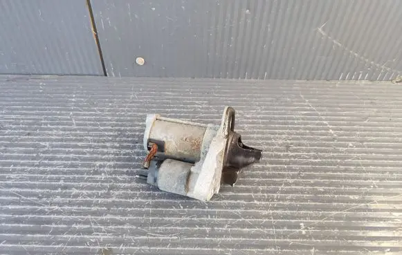 Renault Clio V Starter motor 233005993R