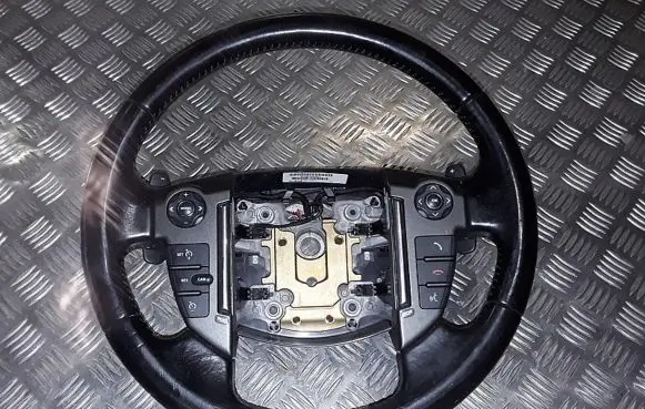 Land Rover Discovery 4 - LR4 Steering wheel