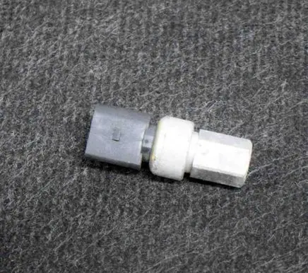 Volkswagen Sharan Air conditioning (A/C) pressure sensor 1K0959126E