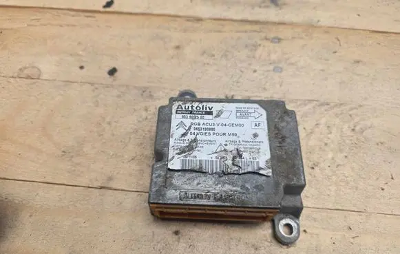 Peugeot Partner Airbag control unit/module 9653190880
