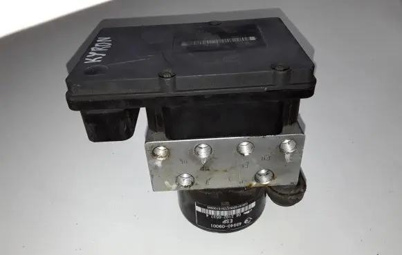 SsangYong Kyron ABS Pump 06740822822253
