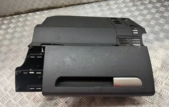 Audi A2 Glove box 