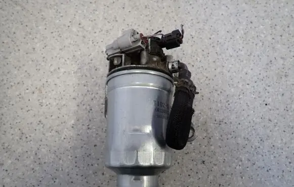 Mitsubishi ASX Fuel filter housing 