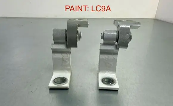 Volkswagen Tiguan Rear door lower hinge 8V5833404C