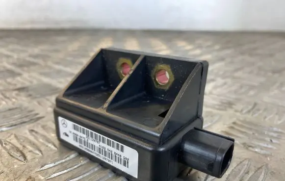 Mercedes-Benz ML W163 ESP acceleration yaw rate sensor A0035422318 A1635426440 10098001311