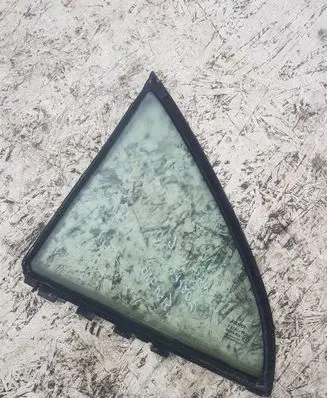 Toyota Avensis T250 Rear vent window glass 