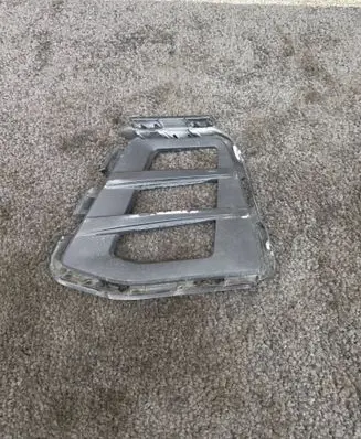Volkswagen Golf VII Front bumper lower grill 5G0853211K