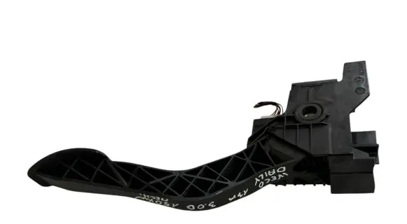 Iveco Daily 5th gen Accelerator throttle pedal 5801333490