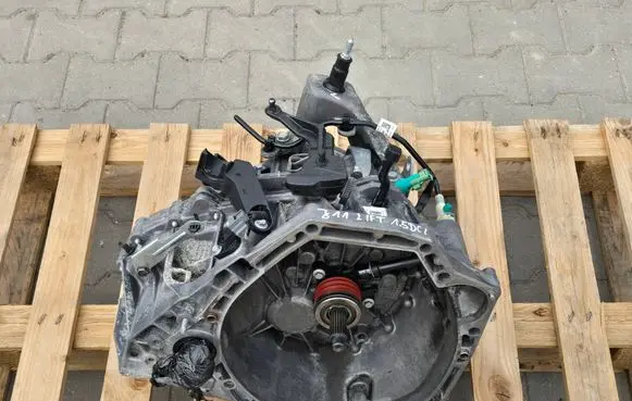Nissan Qashqai Manual 6 speed gearbox 230626TL4126 TL4126 320101889R