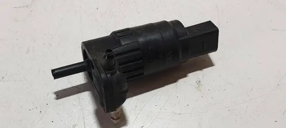 Skoda Fabia Mk3 (NJ) Windscreen/windshield washer pump 308007868 1K6955651 210515