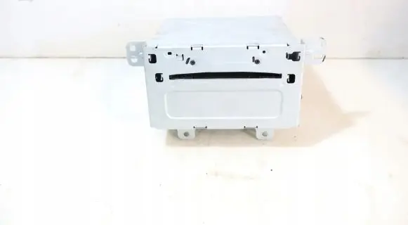 Radio/GPS head unit trim