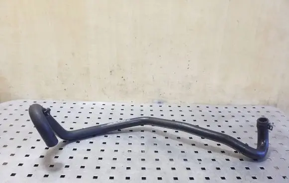 Mercedes-Benz B W246 W242 Engine coolant pipe/hose 101555900B
