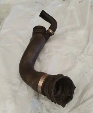 BMW X5 E70 Engine coolant pipe/hose 7798496