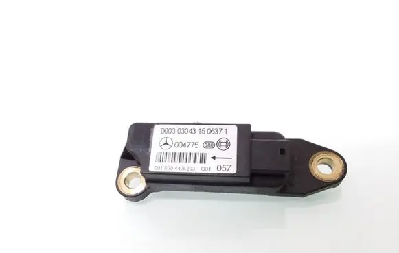Mercedes-Benz C W203 Airbag deployment crash/impact sensor 0018204426 004775 0003030431506371