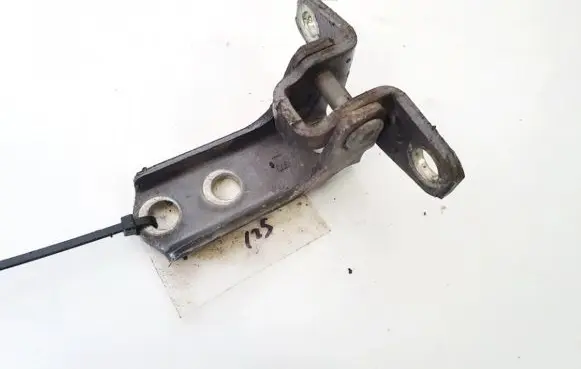 Mitsubishi Outlander Rear door lower hinge