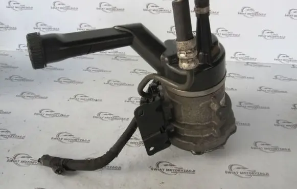 Peugeot 308 Power steering pump 9684979180