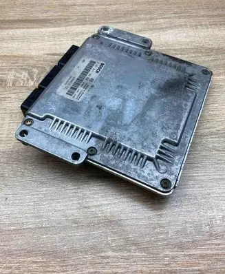 Renault Scenic II - Grand scenic II Engine control unit/module ECU 0281011102 8200222133