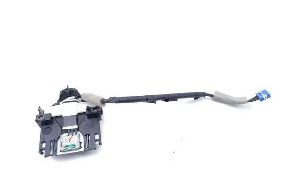 Toyota Hilux VIII Aerial GPS antenna 868620K040 V3003604
