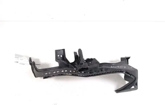 Subaru XV II Front bumper mounting bracket 57707FL010