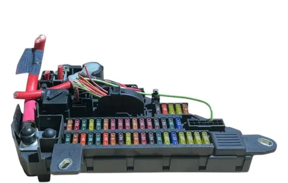 BMW 5 E60 E61 Fuse module 690661805 518956040