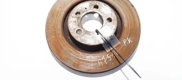 Skoda Octavia Mk1 (1U) Front brake disc ventiliuojamas