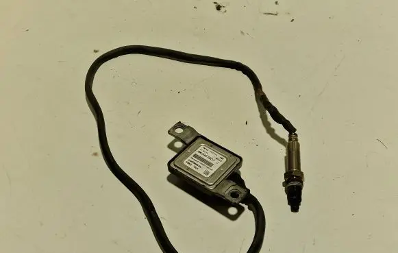 Audi A6 S6 C7 4G Lambda probe sensor 8K0907807J 150201194304 5WK97205