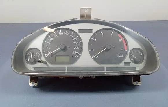 Mitsubishi Carisma Speedometer (instrument cluster) MR916030