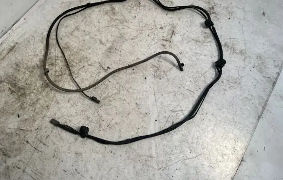 Mercedes-Benz CLS C218 X218 Windshield washer spray nozzle R3G763