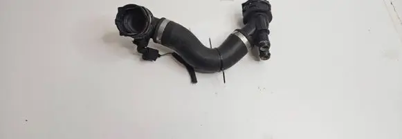 Land Rover Evoque I Engine coolant pipe/hose GJ328286AB