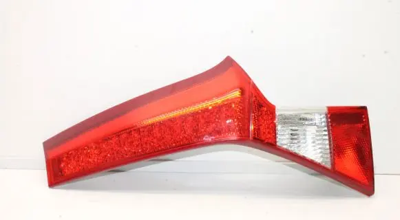 Volvo XC70 Tailgate rear/tail lights