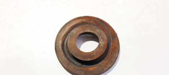 Volkswagen Jetta V Front coil spring rubber mount 1k0512149b