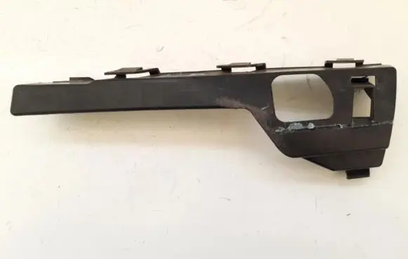 Ford Focus Front bumper mounting bracket 4M5117E857AC