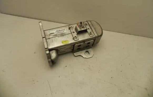 Ford Galaxy EGR valve cooler V29004027 VD7461