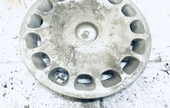 BMW 5 E39 R15 wheel hub/cap/trim 36131093324 3613-1093324