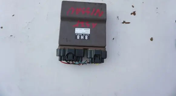 Nissan Qashqai Fuel injection control unit/module POZOSTAE