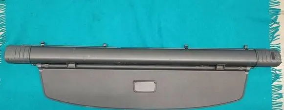 Volkswagen Touareg II Parcel shelf load cover 7P6867773