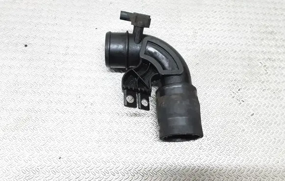 Mercedes-Benz ML W163 Intercooler hose/pipe A1635011124