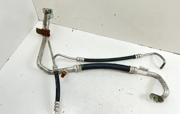 Tesla Model S Air conditioning (A/C) pipe/hose 106258300C