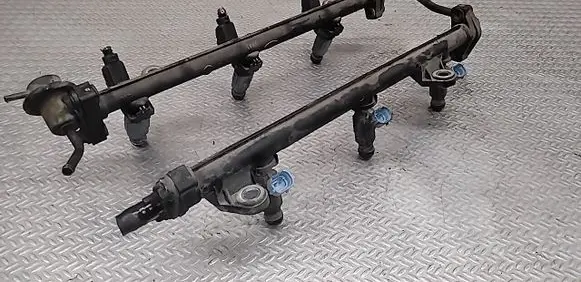 Hyundai Santa Fe Fuel injectors set 9260930003 3530439000