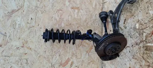 Volkswagen PASSAT CC Rear wheel hub